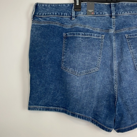 Torrid 3.5 Inch Jegging Super Soft High Rise Jean Shorts. Plus Size 28. NWT. - Picture 9 of 16